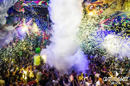 Planet Row: The theme for elrow Closing Party 